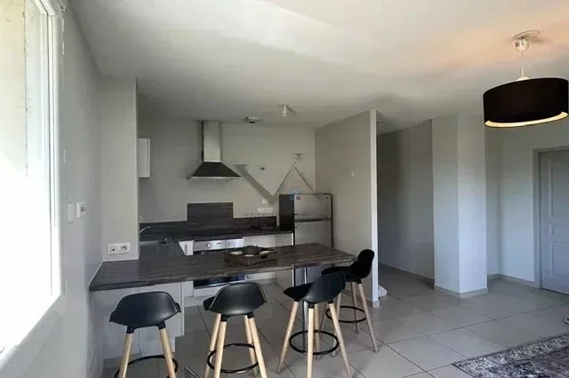 Flat Rue Paul Loubet in Montélimar
