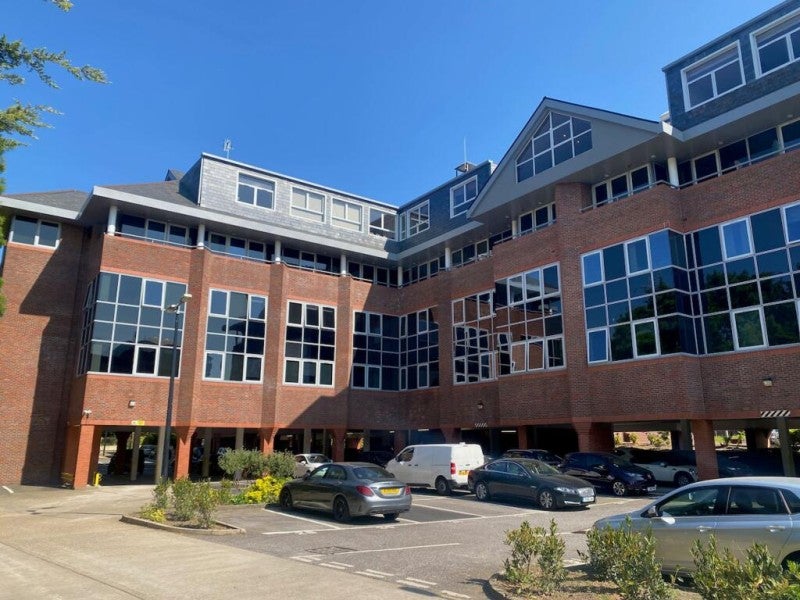 Flat Ladymead in Guildford