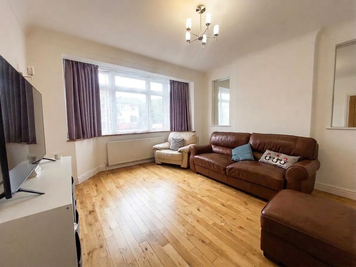 House Steynings Way in Greater London