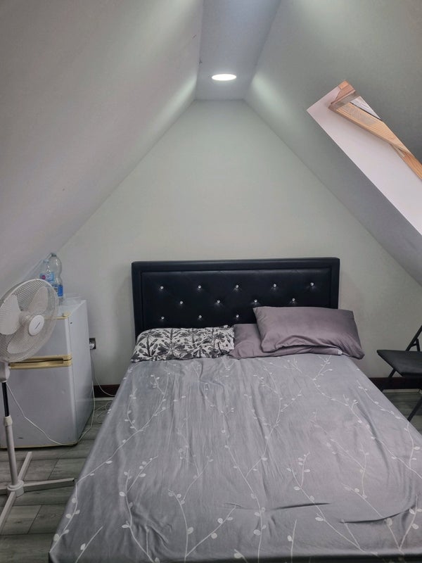 Room Bromford Lane in Birmingham