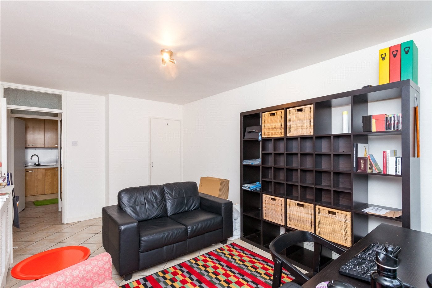 Flat Aberdeen Park in Greater London