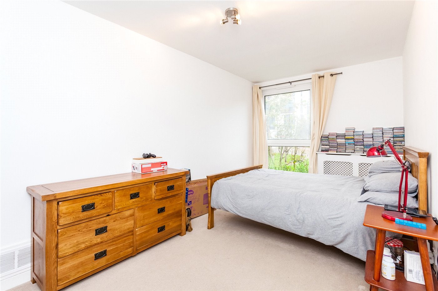 Flat Aberdeen Park in Greater London