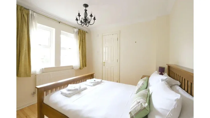 Flat Rewley Road in Oxford