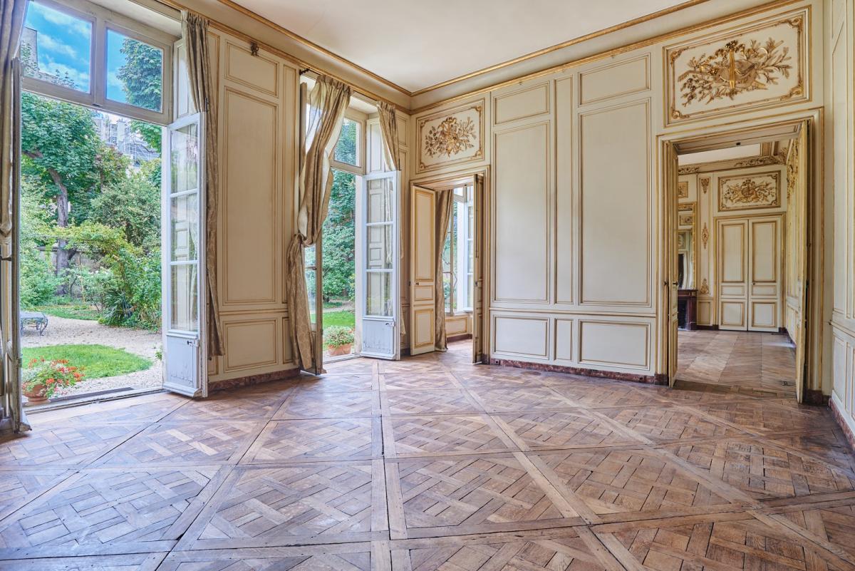 Flat Rue de la Chaise in Paris