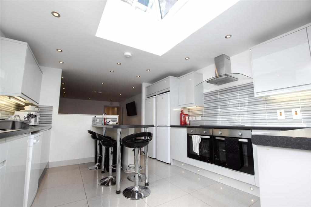 Flat Tiverton Road in Birmingham