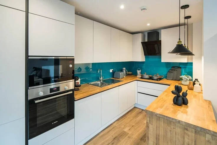 Flat Buckhurst Street in Greater London