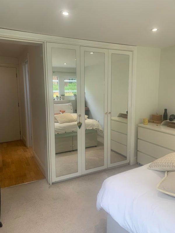 Flat Finchley Road in Greater London