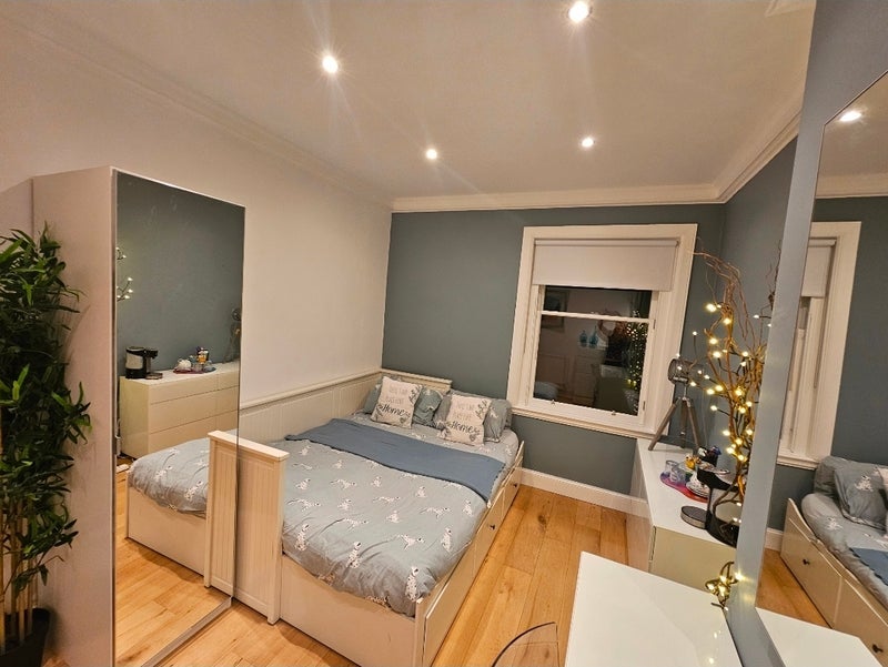 Room Durham Drive in City of Edinburgh