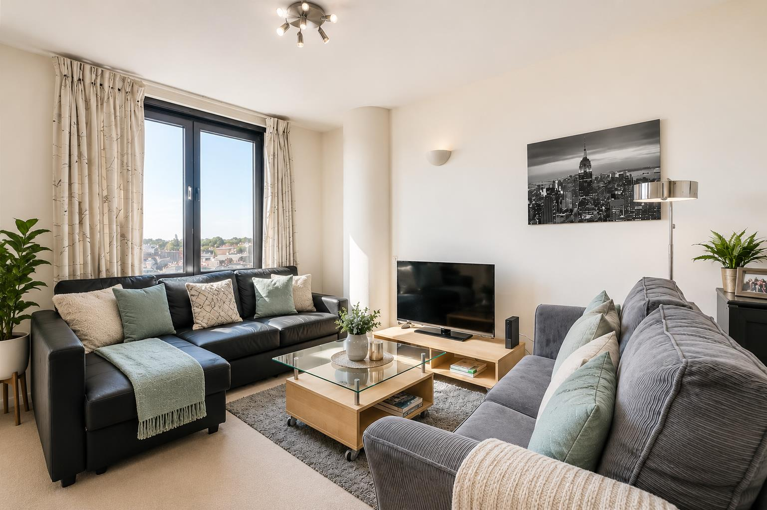 Flat Cromwell Road in Greater London