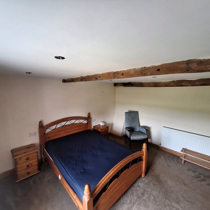 Room Preston Vale Lane in South Staffordshire