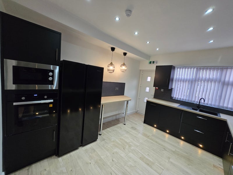Room Barnsley Road in Sheffield