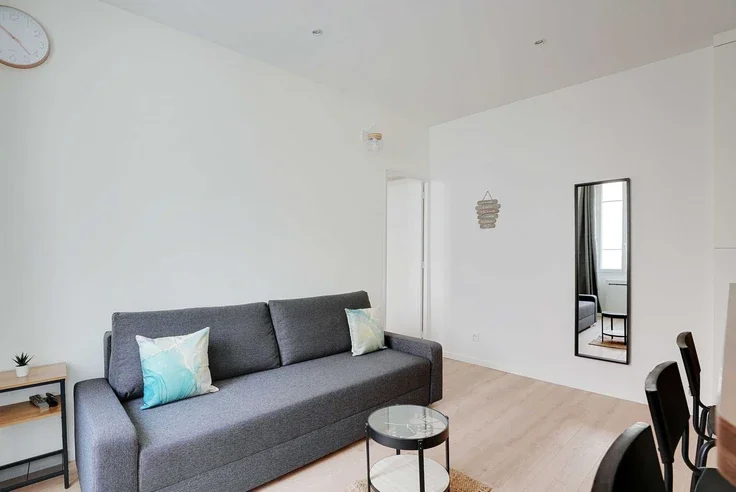 Flat Rue Édouard Vaillant in Levallois-Perret