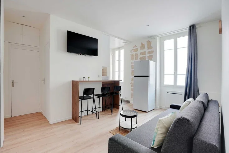 Flat Rue Édouard Vaillant in Levallois-Perret