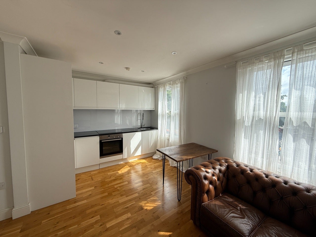 Flat York Way in Greater London