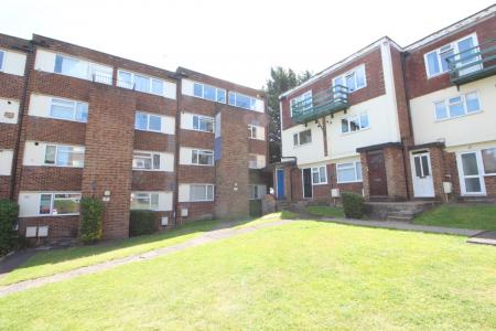 Flat Tilehurst Road in Reading