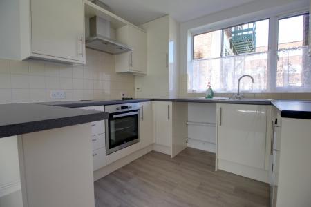 Flat Tilehurst Road in Reading
