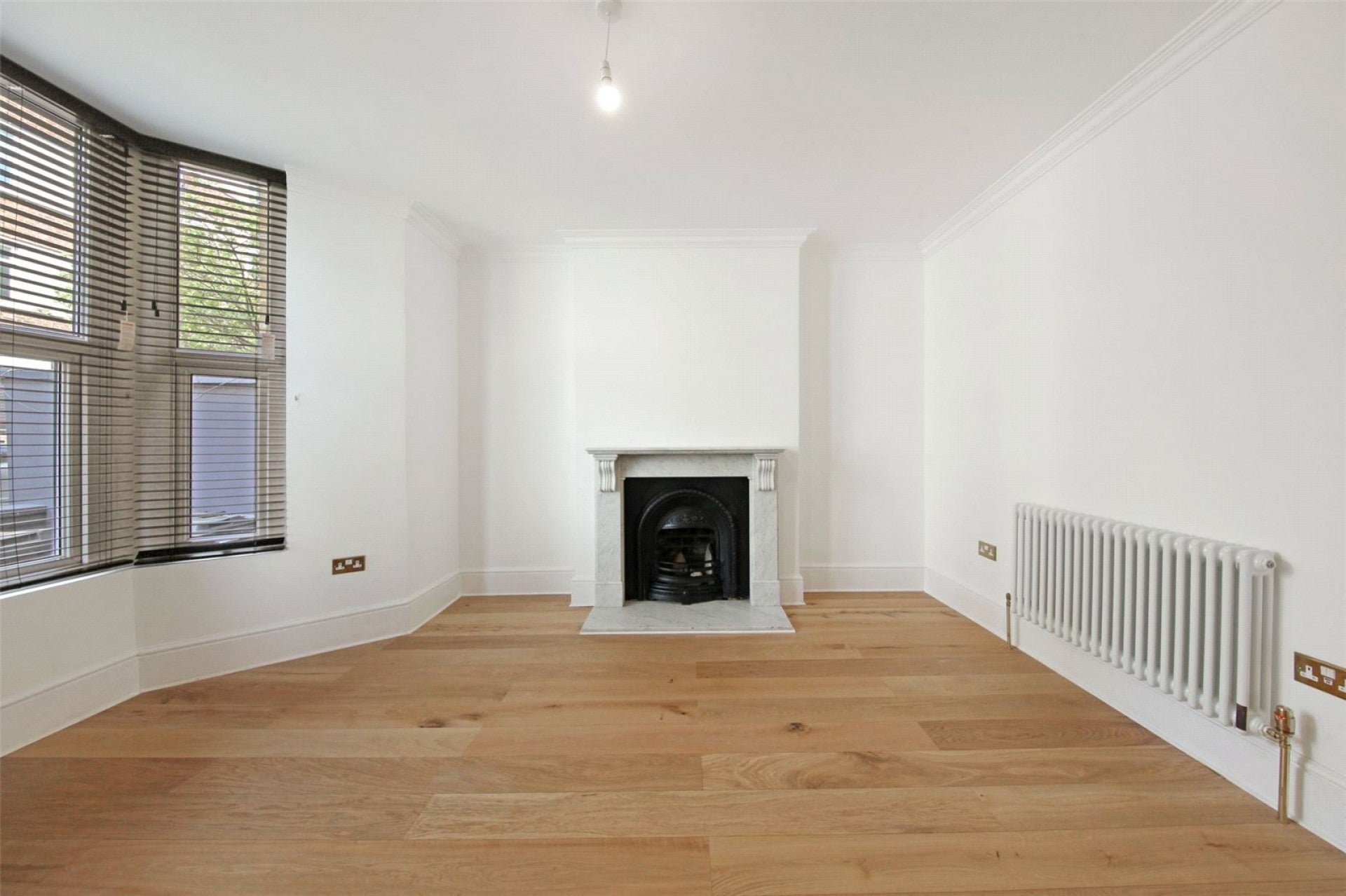Flat Beatty Road in Greater London
