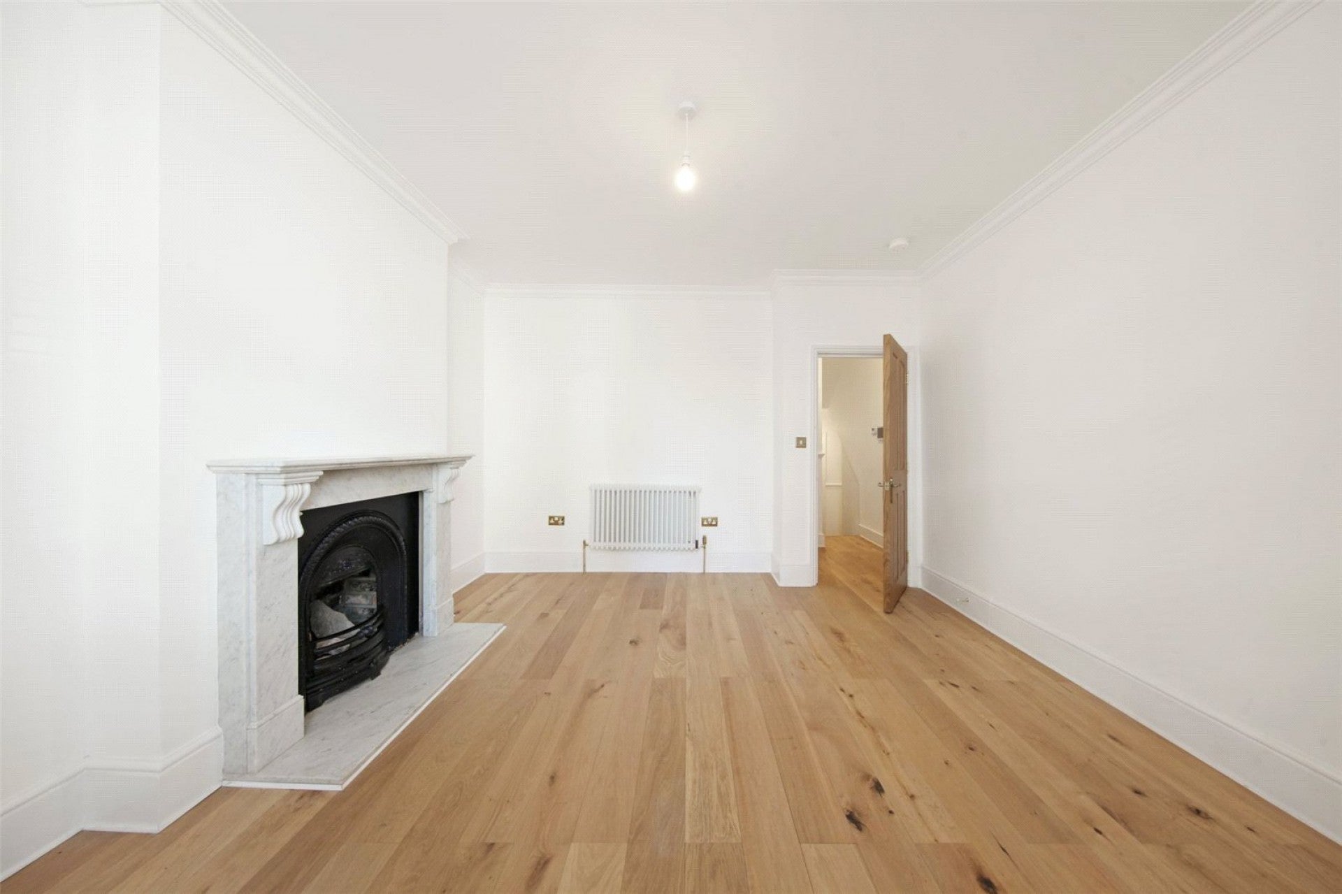 Flat Beatty Road in Greater London