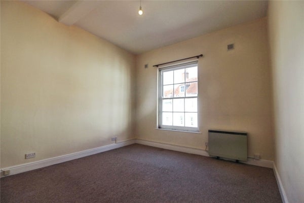 Flat Greenhill in Sherborne