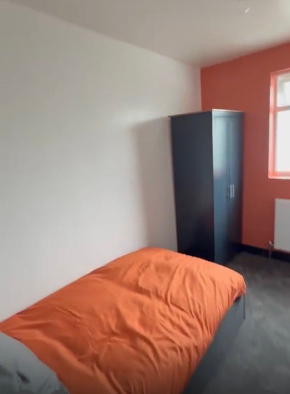 Room Liverpool Road in Salford
