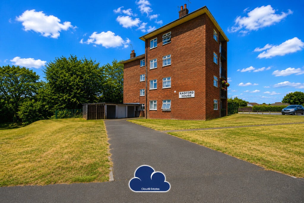 Flat Holloway Field in Coventry