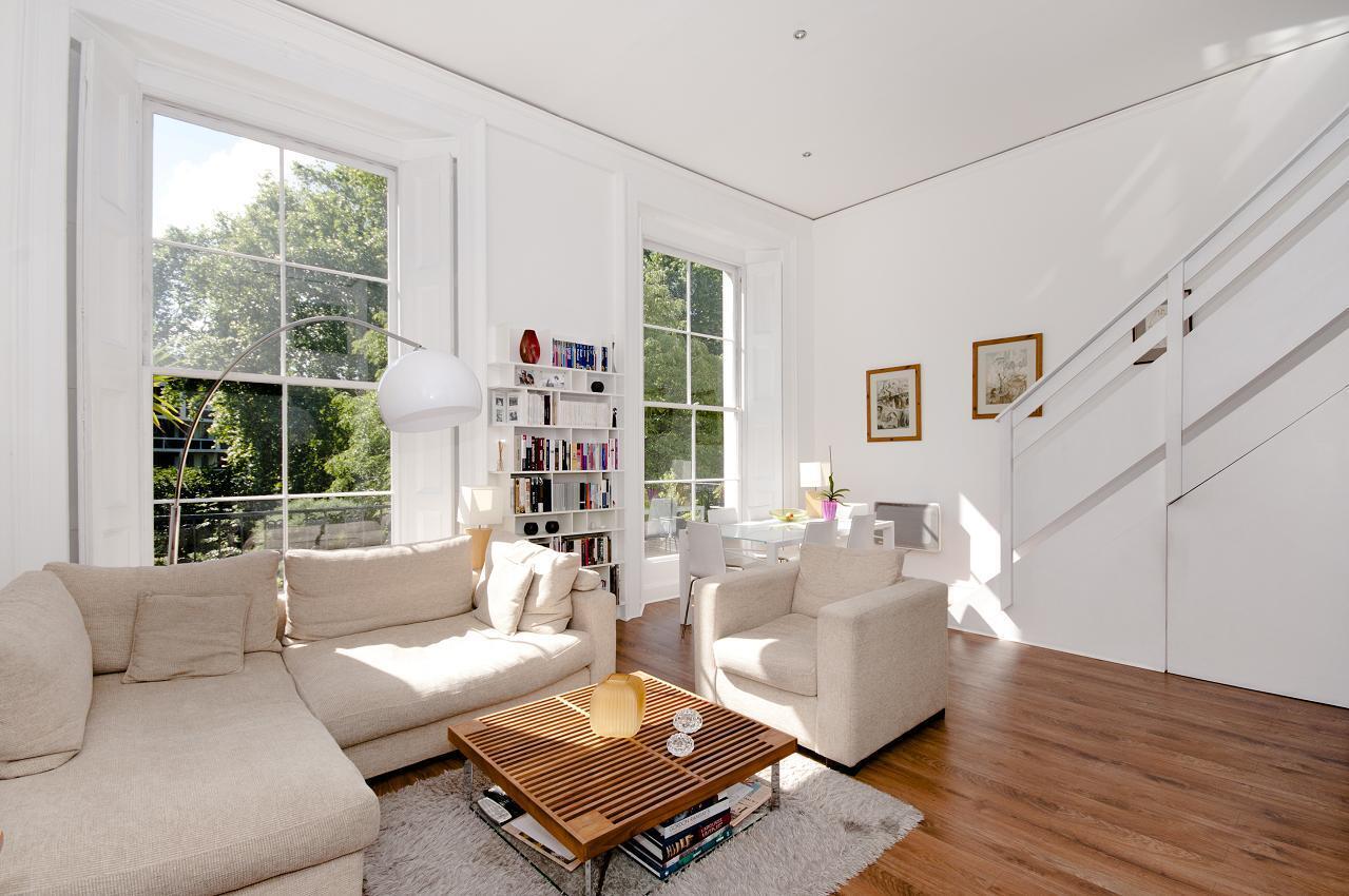 Flat Gloucester Gardens in City of Westminster