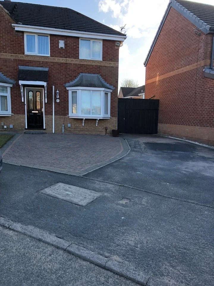 House Marlowe Drive in Liverpool