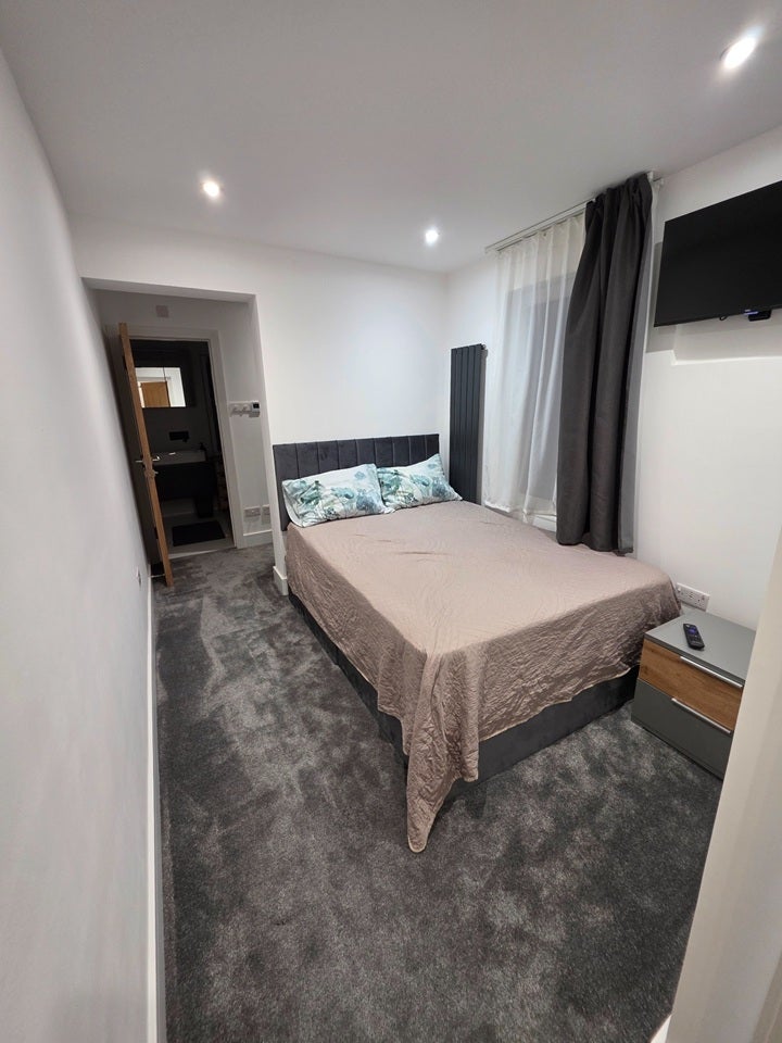 Room Gordon Road in High Wycombe