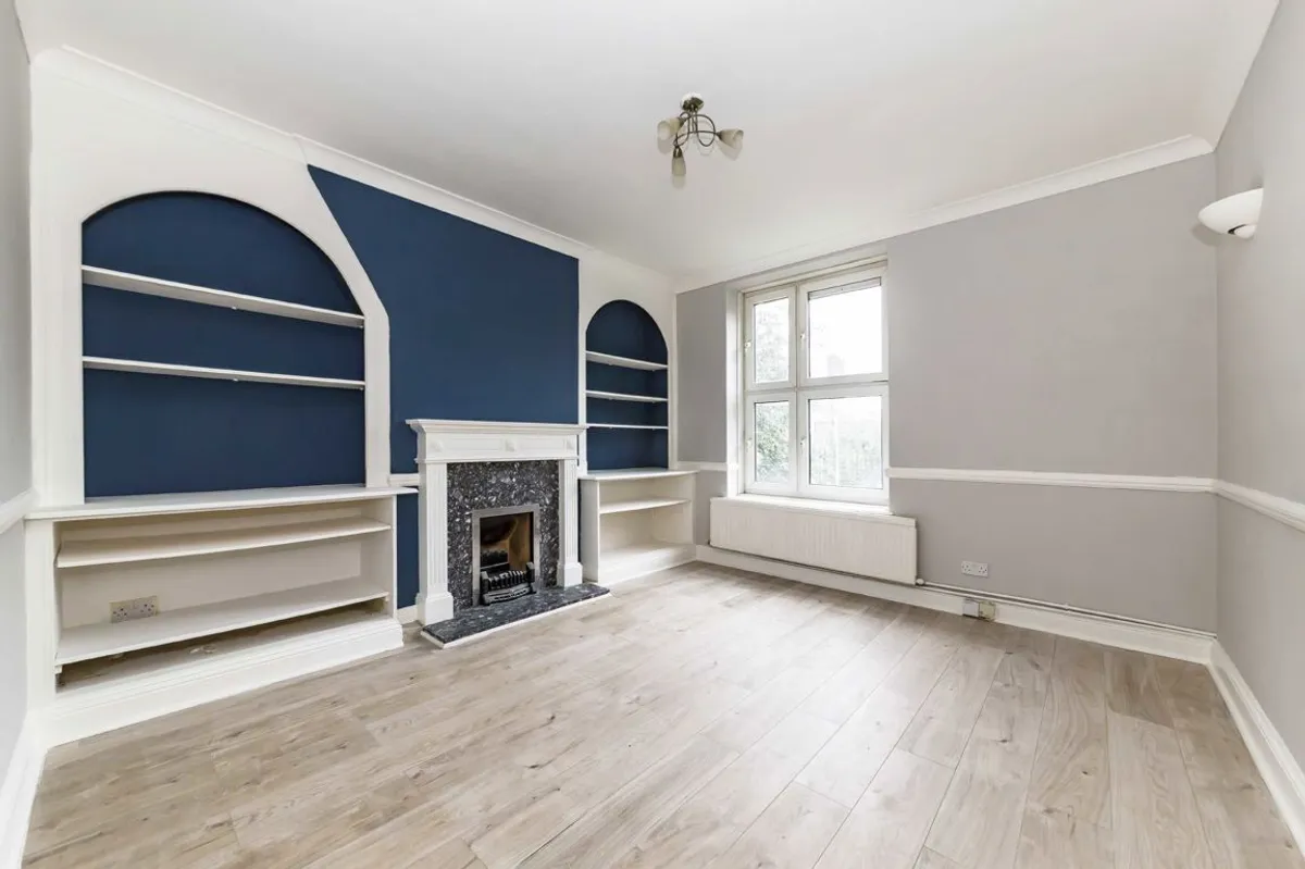 Flat Wandsworth Road in Greater London