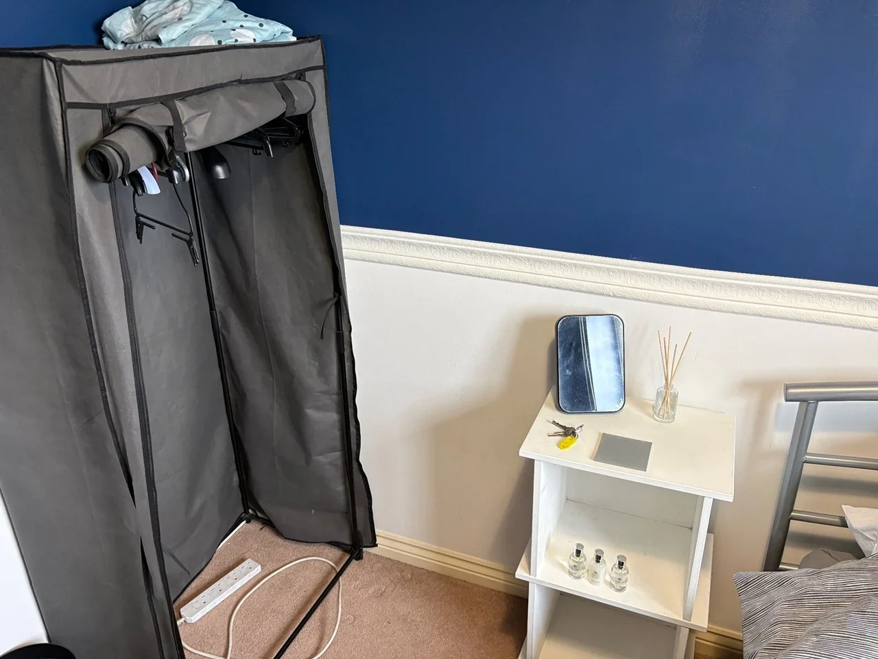 Room Balcombe Road in Crawley
