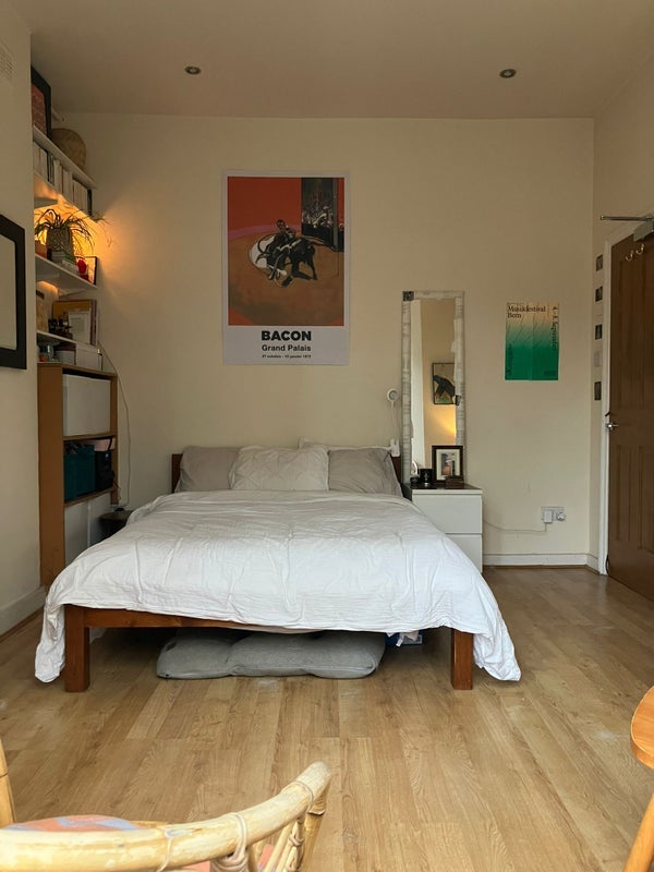 Room Pakeman Street in Greater London