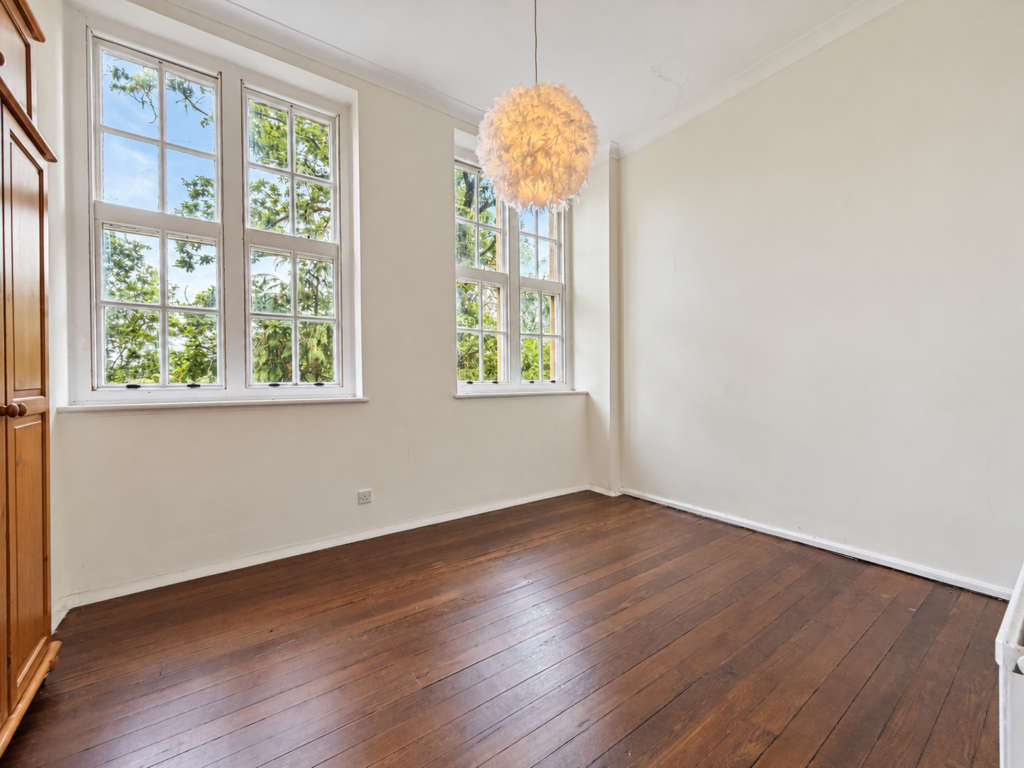 Flat Badgers Hollow in Waverley