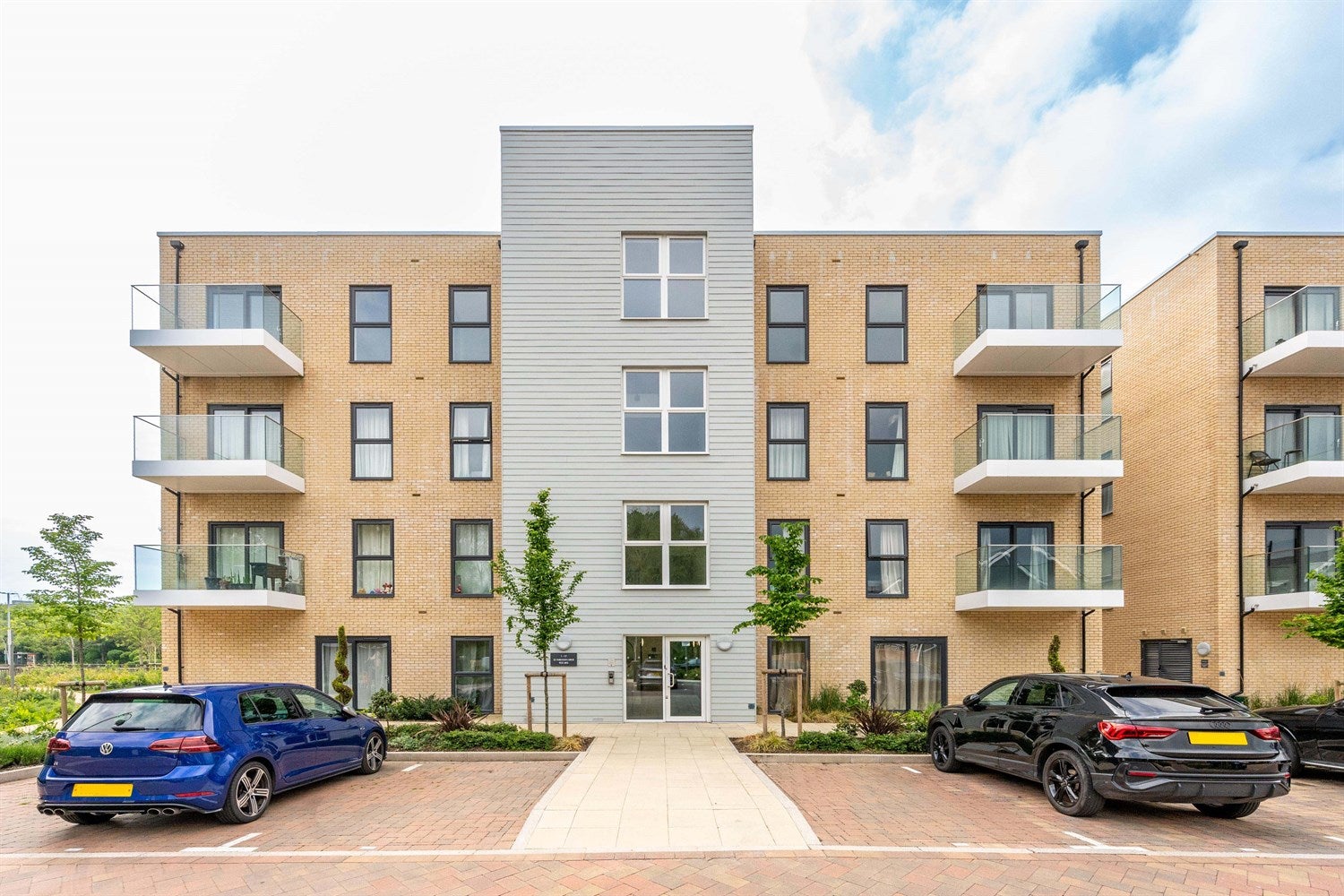 Flat Fairhaven Drive in Reading