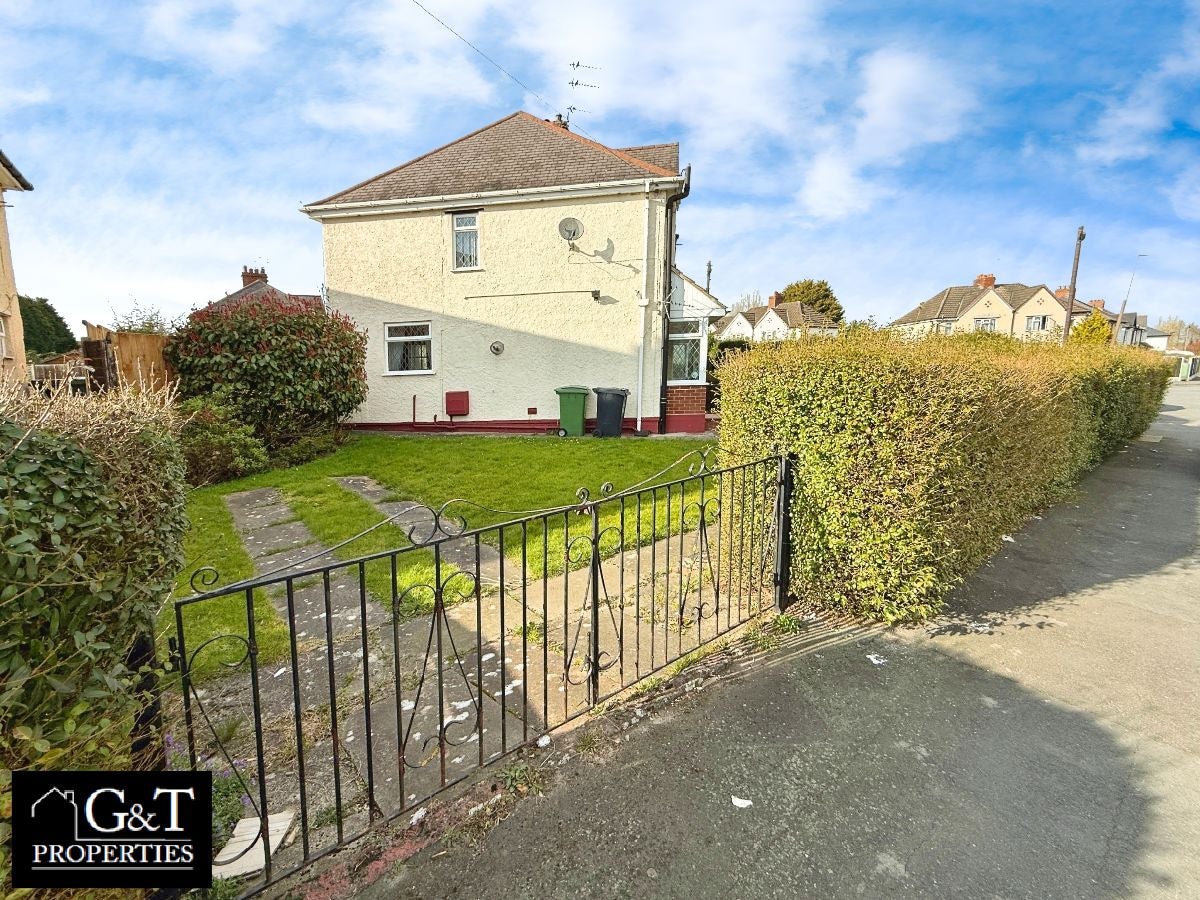 House Beech Avenue in Dudley