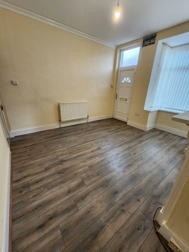 House Shenstone Road in Sandwell