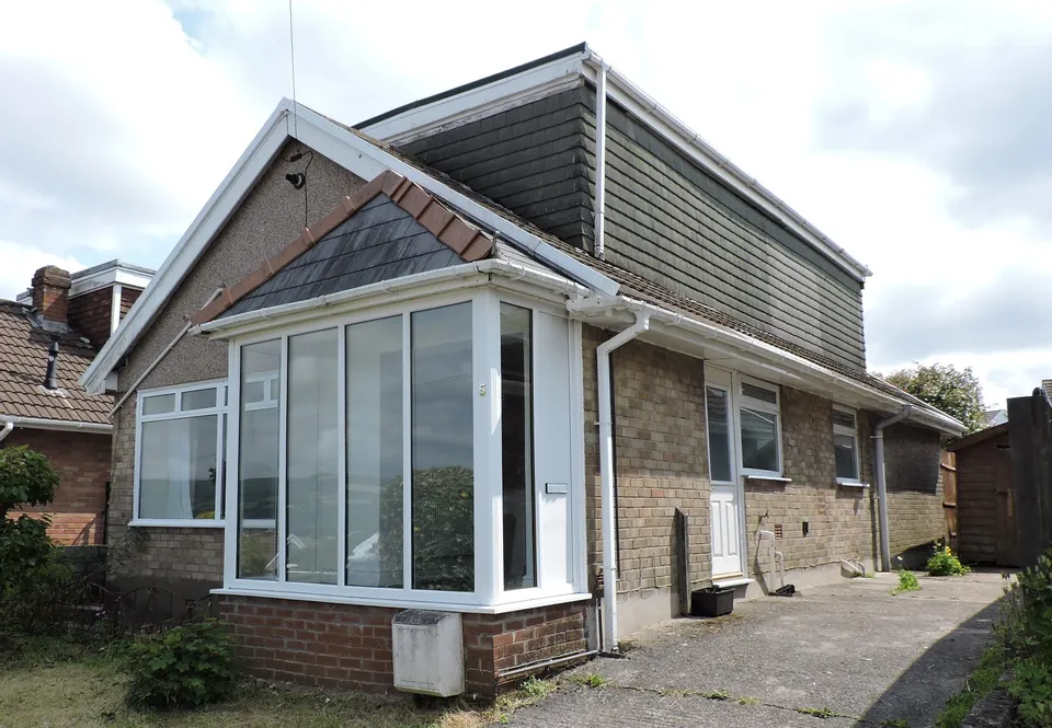 House Heol Miaren in Swansea