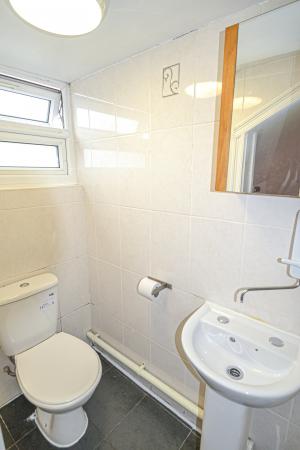 Room Perowne Street in Cambridge