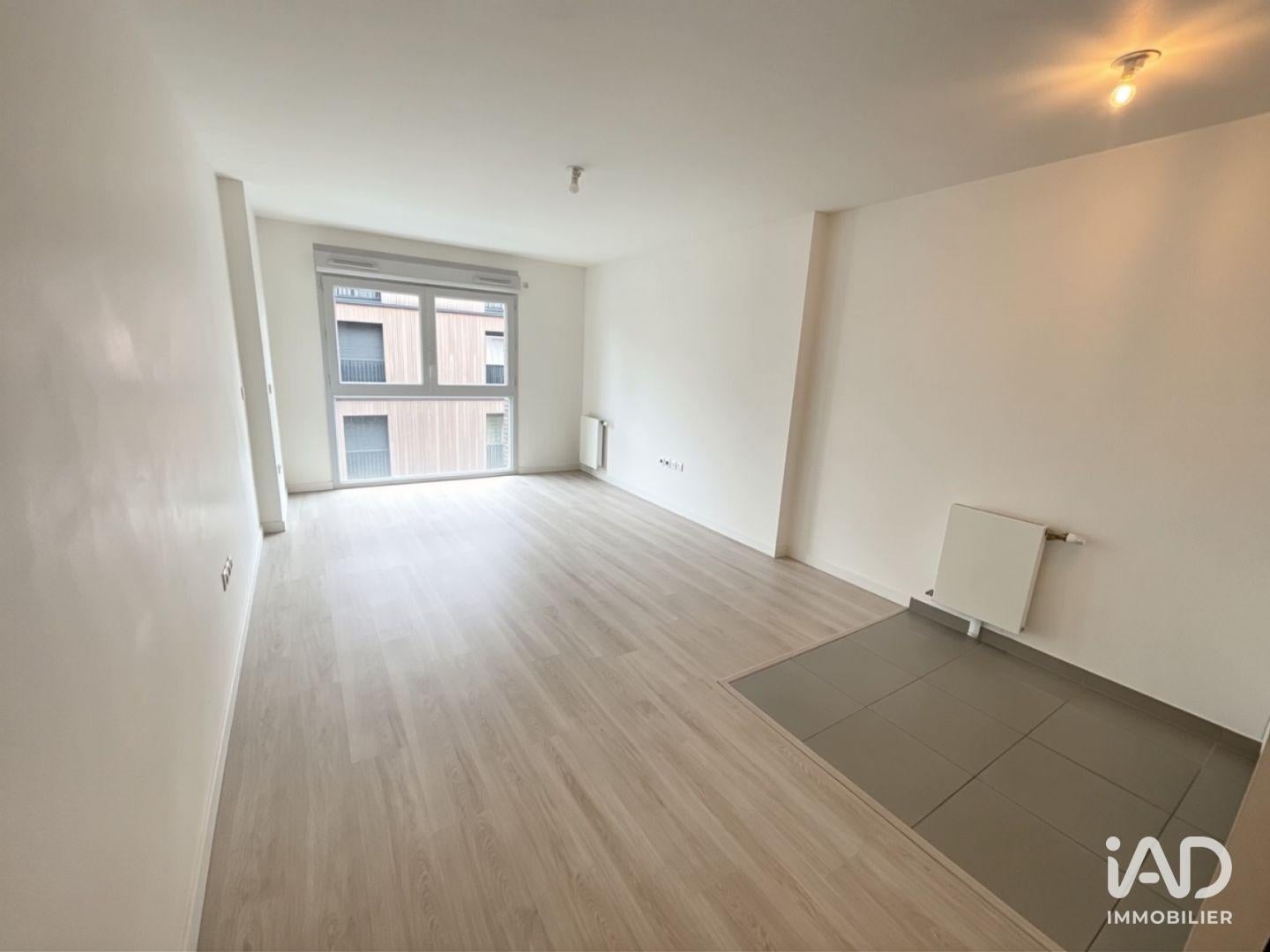 Flat Rue Simone Veil in Montigny-lès-Cormeilles