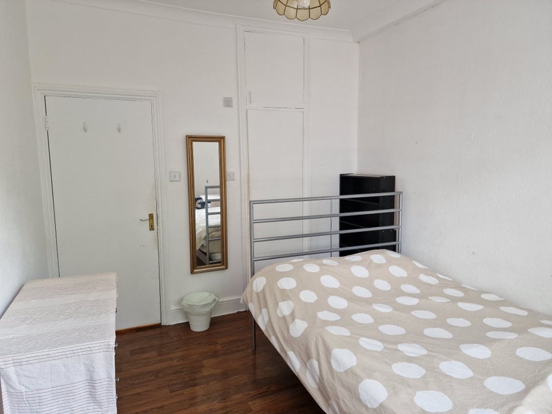 Room Lisson Grove in City of Westminster