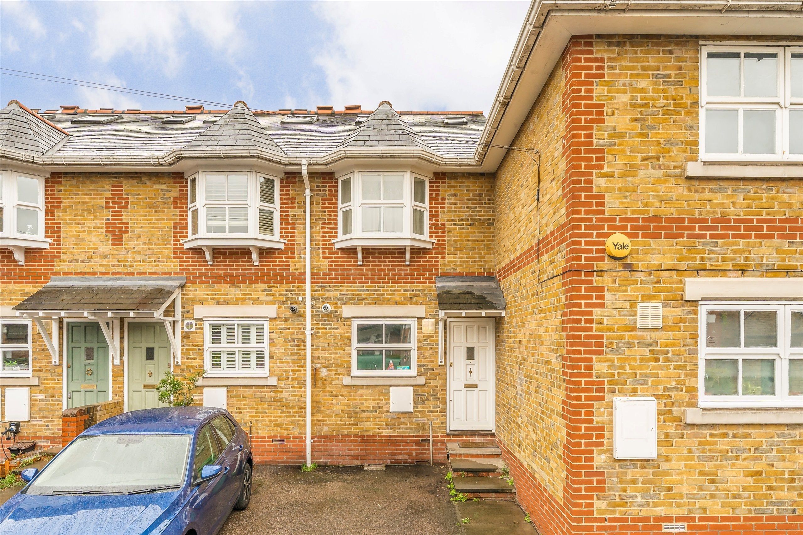 House Iveley Road in Greater London