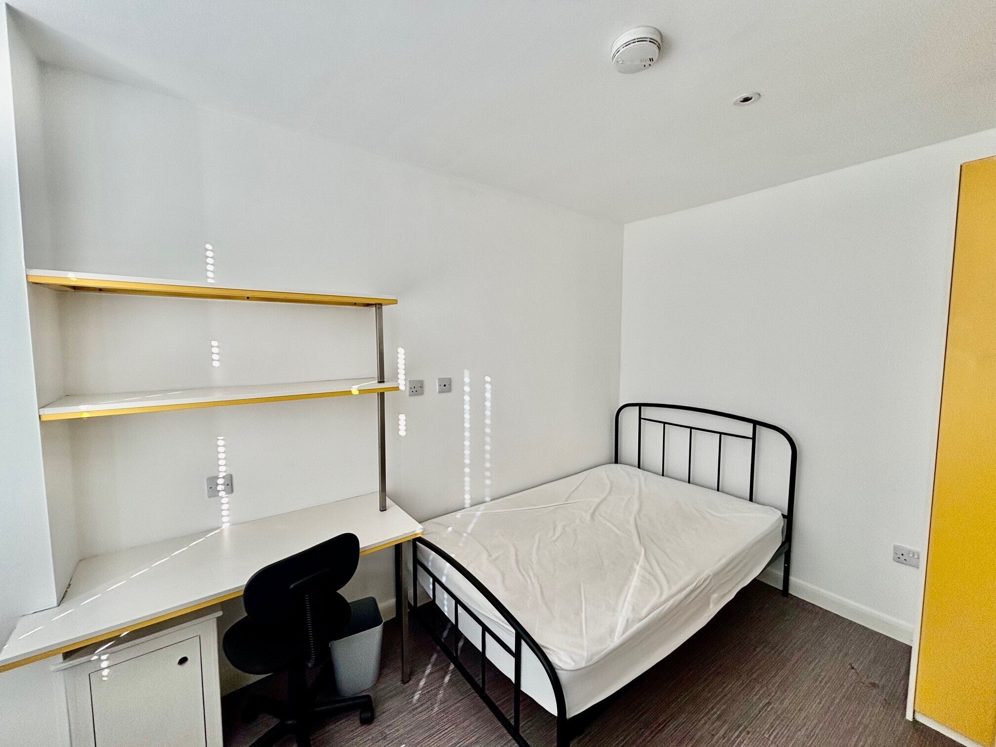 Room Myrtle Street in Middlesbrough