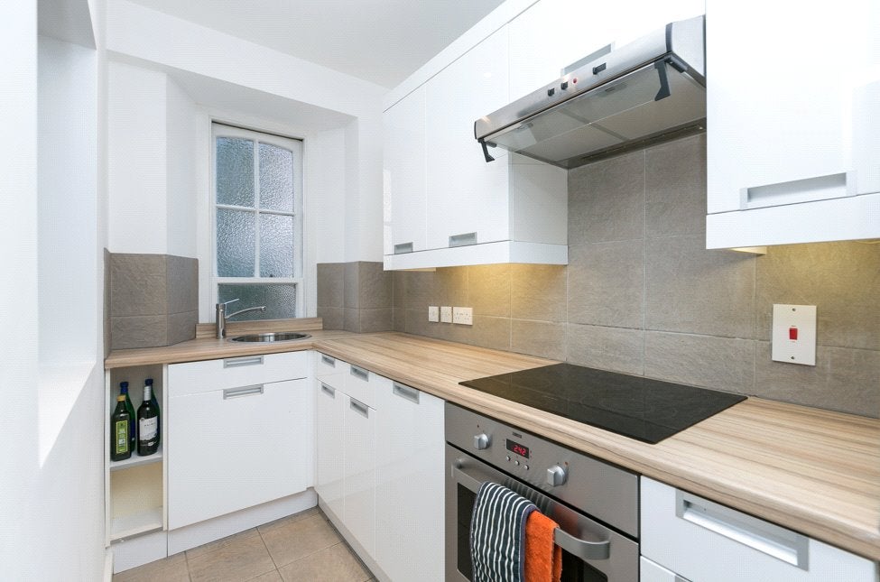 Flat Great Peter Street in City of Westminster