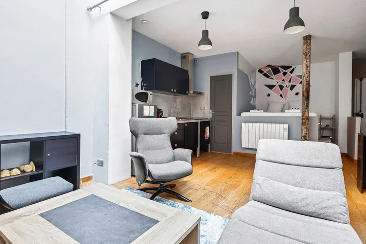 Appartement Rue des Trois Bornes à Paris