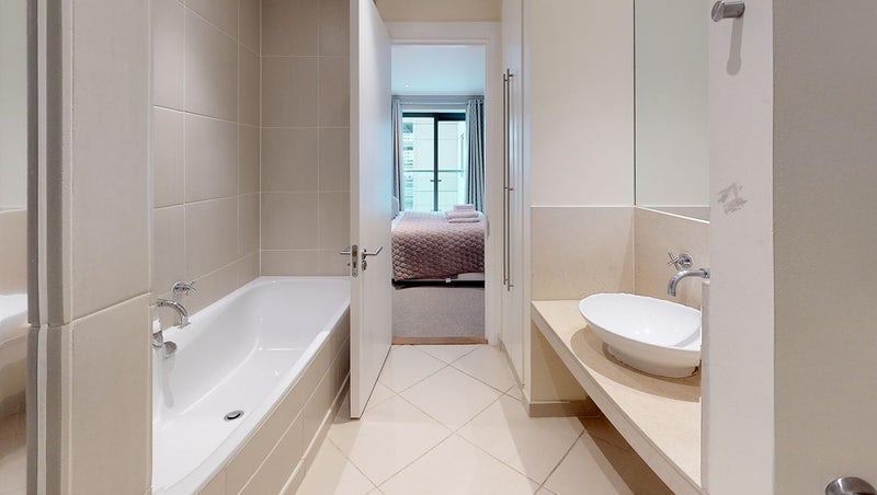 Room Alexia Square in Greater London