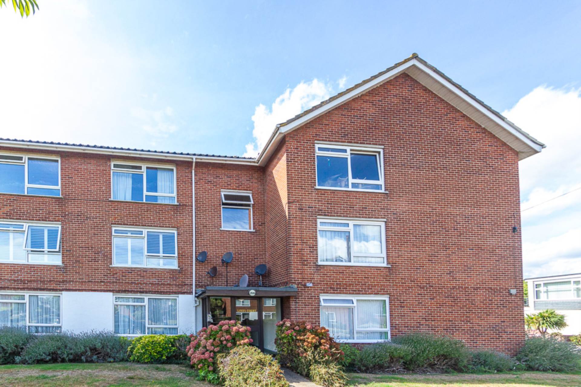 Flat Colbert Avenue in Southend-on-Sea