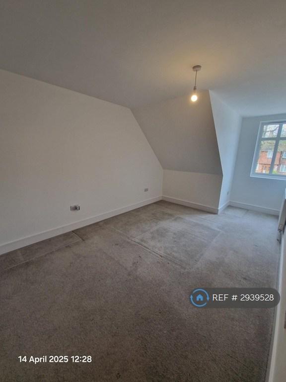 Flat Arkwright Road in Greater London