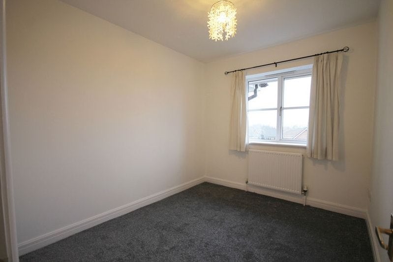 House Birchgrove Close in Bolton