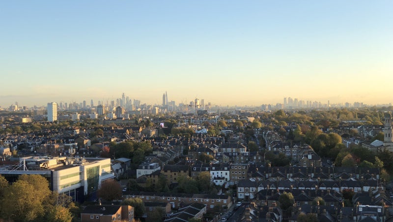 Room Garratt Lane in Greater London
