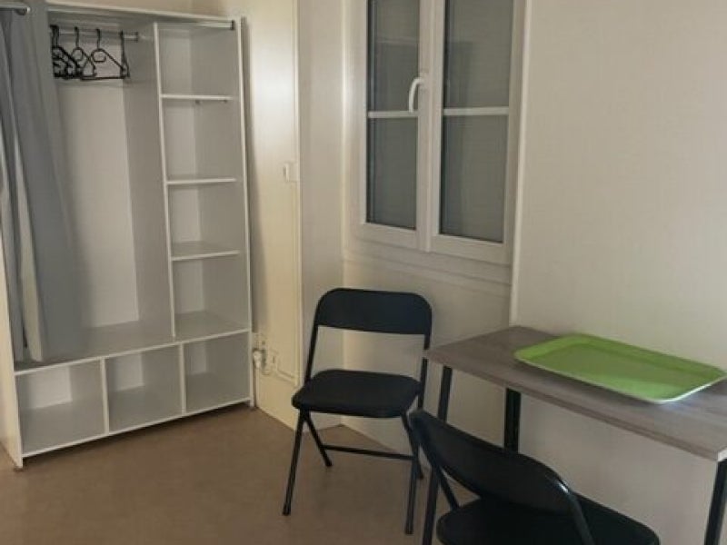 Room Rue de Séraucourt in Bourges