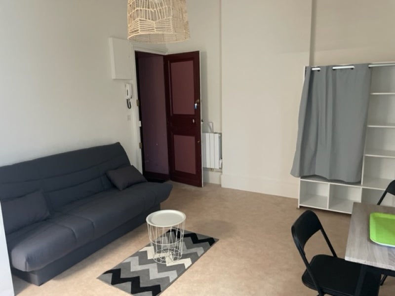 Room Rue de Séraucourt in Bourges